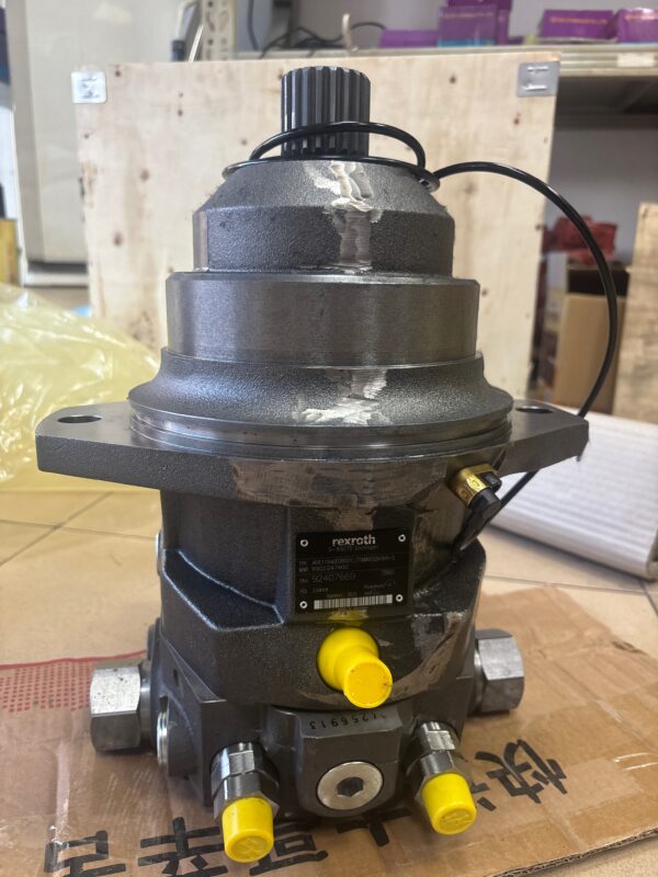 camphoto_5916492 Bosch Rexroth A6VE115 Hydraulic Motor R902247400 / 92407669 for Tigercat 850